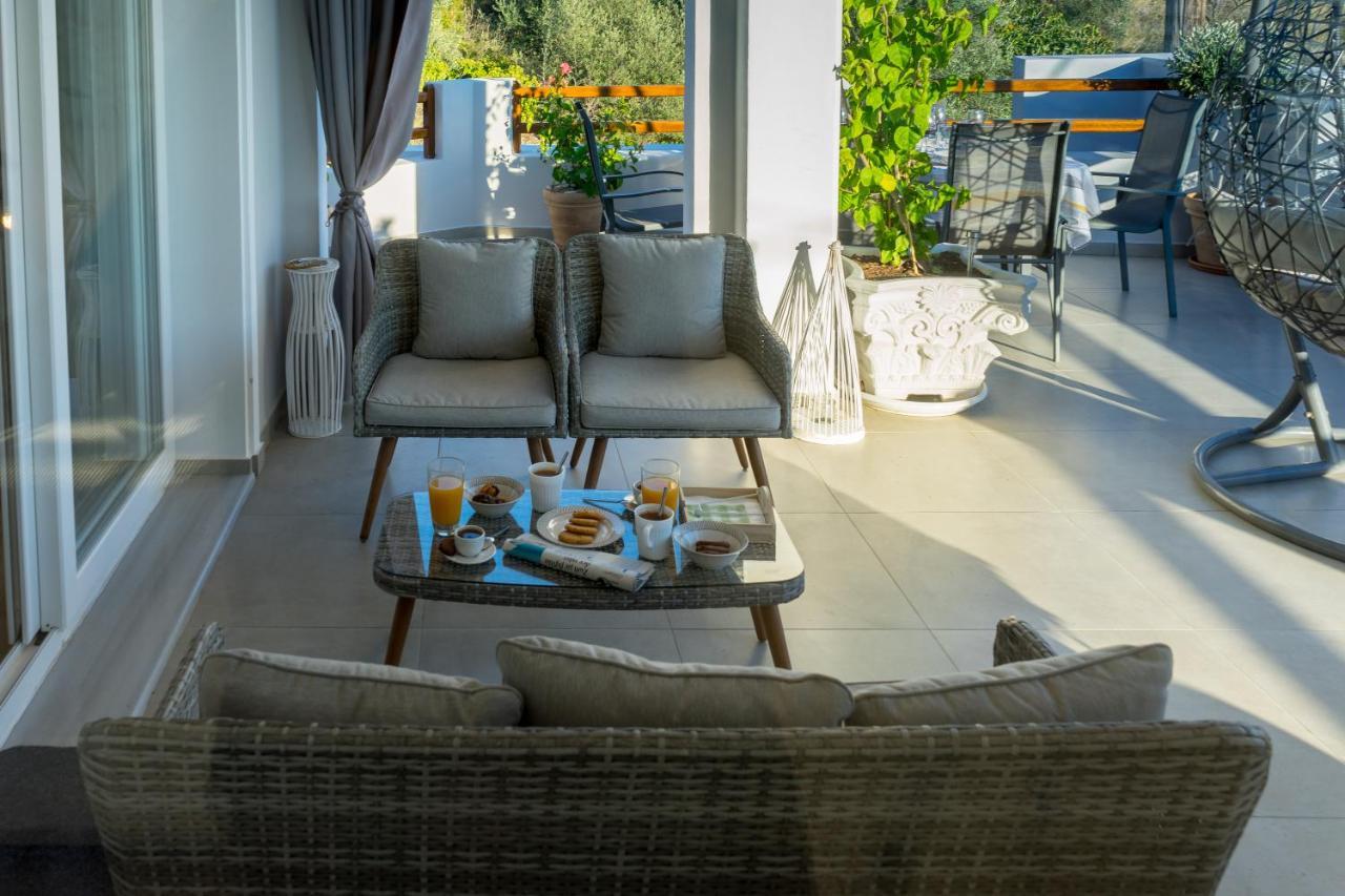 Aegean Suites Votsi  Eksteriør bilde